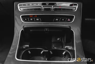 E 200